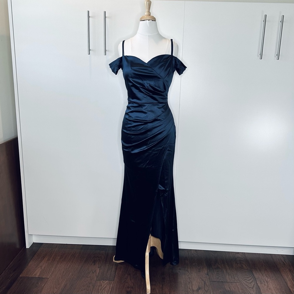 Miusol Navy Blue Off-Shoulder Satin Evening Gown